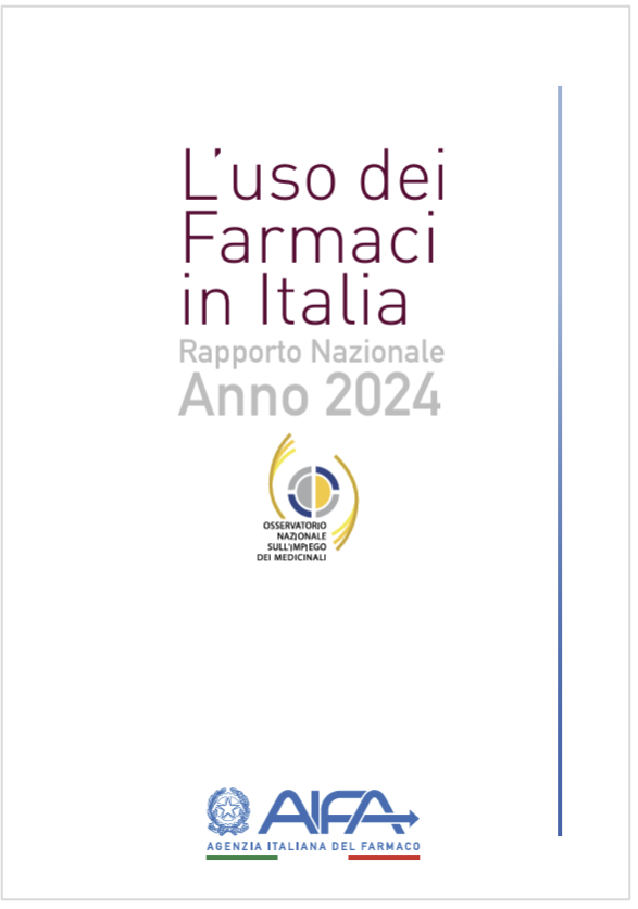 Stabili i consumi: quasi 2 dosi al giorno a testa nel 2024. Cresce la spesa farmaceutica complessiva (+2,8%), trainata dall’aumento della spesa pubblica (+7,7%) a fronte di un numero crescente di terapie innovative e ad alto costo rimborsate dal SSN. I cittadini spendono di più per medicinali senza ricetta (SOP e OTC) e non rinunciano al farmaco di marca, specie al Sud. Si conferma una notevole variabilità regionale, in termini di consumi, spesa, aderenza e appropriatezza.   Sono alcuni punti chiave del Rapporto OsMed 2024 sull’uso dei medicinali in Italia, realizzato dall’Agenzia Italiana del Farmaco (AIFA) e pubblicato sul portale istituzionale.  Il Presidente Nisticò: “Più appropriatezza e uso ottimale delle risorse per bilanciare innovazione e sostenibilità”  “Il Rapporto OsMed, strumento fondamentale per orientare le politiche sanitarie e garantire una gestione consapevole e sostenibile delle risorse – afferma il Presidente di AIFA, Robert Nisticò – evidenzia nel 2024 l’impegno sull’innovazione terapeutica e la tutela della salute pubblica, in un contesto di crescenti sfide economiche e sociali. Si colgono segnali positivi, come l’aumento del numero di terapie avanzate e farmaci per le malattie rare rimborsati dal SSN e i risparmi generati in seguito all’ingresso degli equivalenti nelle liste di trasparenza AIFA. Ma c’è ancora da migliorare. L’aumento delle prescrizioni di psicofarmaci fra i più giovani sottolinea quanto sia prioritaria la tutela della salute mentale di bambini e adolescenti. È fondamentale continuare a promuovere il consumo dei generici, in crescita costante ma ancora limitato, l’aderenza alle terapie, l’appropriatezza prescrittiva e l’uso ottimale delle risorse disponibili, per garantire l’innovazione e le migliori opportunità di cura ai pazienti nel rispetto della sostenibilità del Servizio Sanitario Nazionale. Per raggiungere questi obiettivi sono essenziali il dialogo e la collaborazione con le Regioni, con l’intento comune di utilizzare al meglio le risorse e assicurare una maggiore equità di accesso alle cure su tutto il territorio nazionale”.  Il Direttore tecnico-scientifico Russo: “In Italia spesa pro capite in linea con la media europea e prezzi tra i più bassi”  “Il Rapporto OsMed ogni anno fornisce un quadro complessivo sull’uso dei farmaci in Italia – sottolinea il Direttore tecnico-scientifico Pierluigi Russo – con alcune novità a fronte di tendenze che invece ricorrono ogni anno, come quella dell’ampia variabilità regionale. Nonostante gli spazi di miglioramento che in diversi ambiti terapeutici sarebbe possibile colmare, la spesa pro capite italiana è sostanzialmente in linea con quella media europea, inferiore a quella di Germania, Francia, Spagna e di altri Paesi europei; e i prezzi sono molto più bassi rispetto a quelli medi europei. Ambiti di rilevante attenzione sono i nuovi antidiabetici, efficaci anche nella riduzione del peso, gli psicofarmaci in età pediatrica, le terapie avanzate (geniche e cellulari) e i farmaci orfani per il trattamento di malattie rare”.