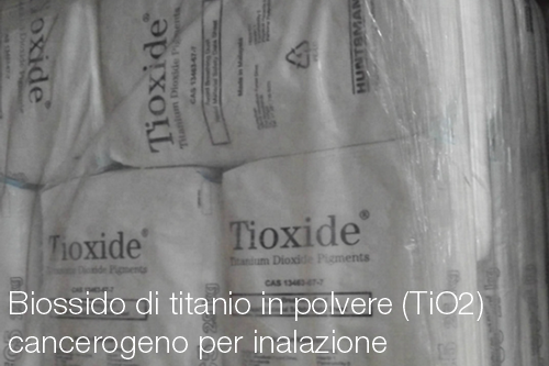 Biossido titanio in polvere  TiO2  cancerogeno inalazione
